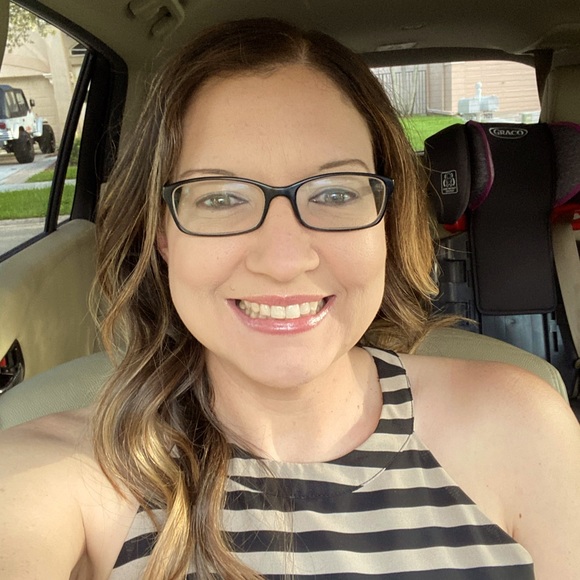 Meet your Posher, Michelle - Picture 1 of 1